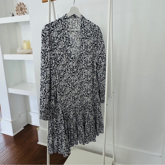 Zara Monochrome Abstract Dress - Picture 2 of 6